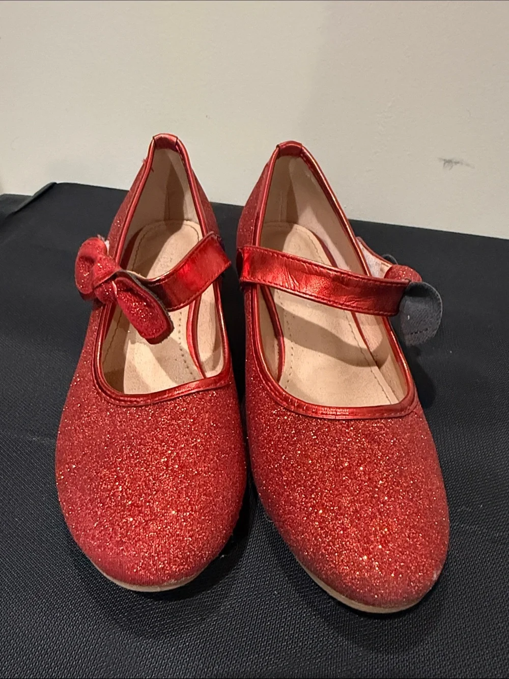 Red Glitter Mary Jane Flats with Bow Size 3 girls